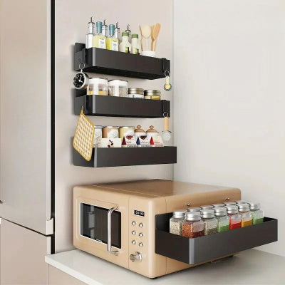 3 etagere cuisine sur frigo et une sur micro ondes