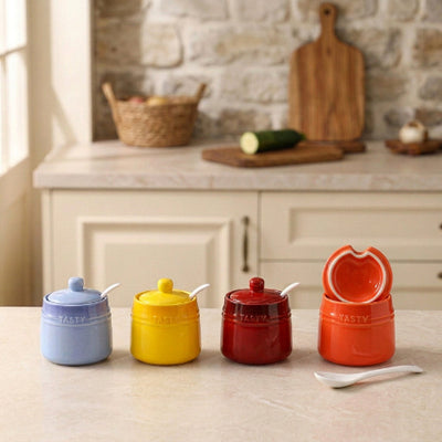 4 pot a epice sur le comptoir