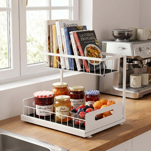 Confitures fruits livres recettes dipsosés sur etagere cuisine