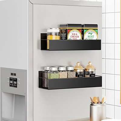 Petite et grande étagères à épices aimantées sur frigo