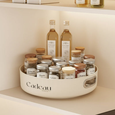 range epices sur une etagere